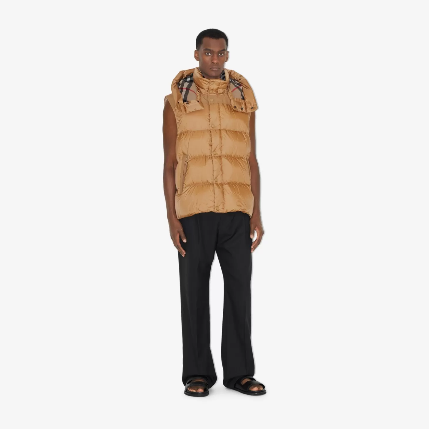 Burberry Avtagbar ärm nylon pufferjacka*Män Pufferjackor
