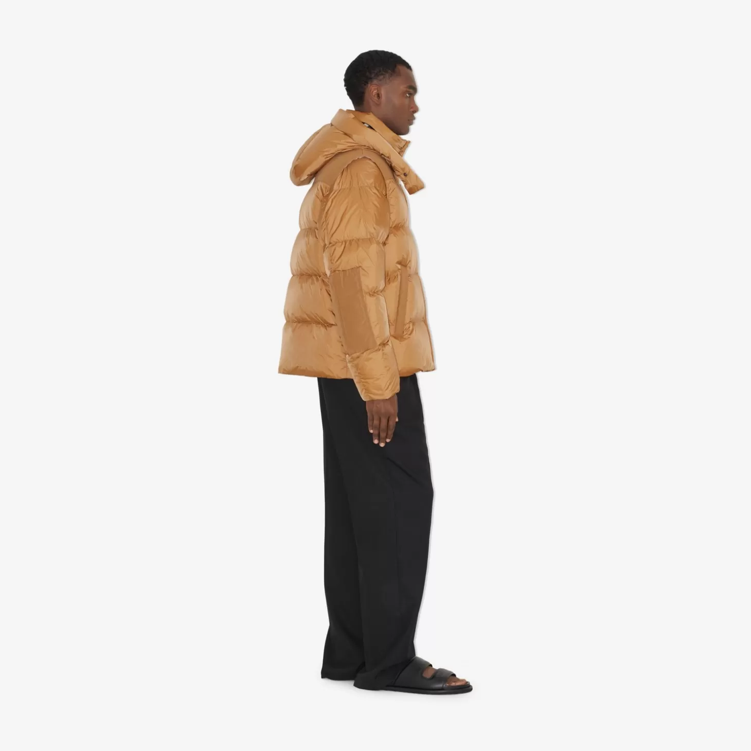 Burberry Avtagbar ärm nylon pufferjacka*Män Pufferjackor