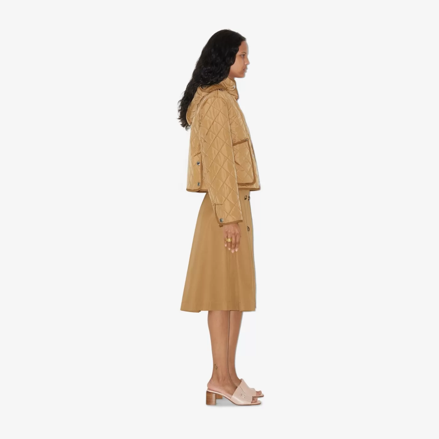 Burberry Cropped Quiltad Nylonjacka*Kvinnor Kaffor och jackor