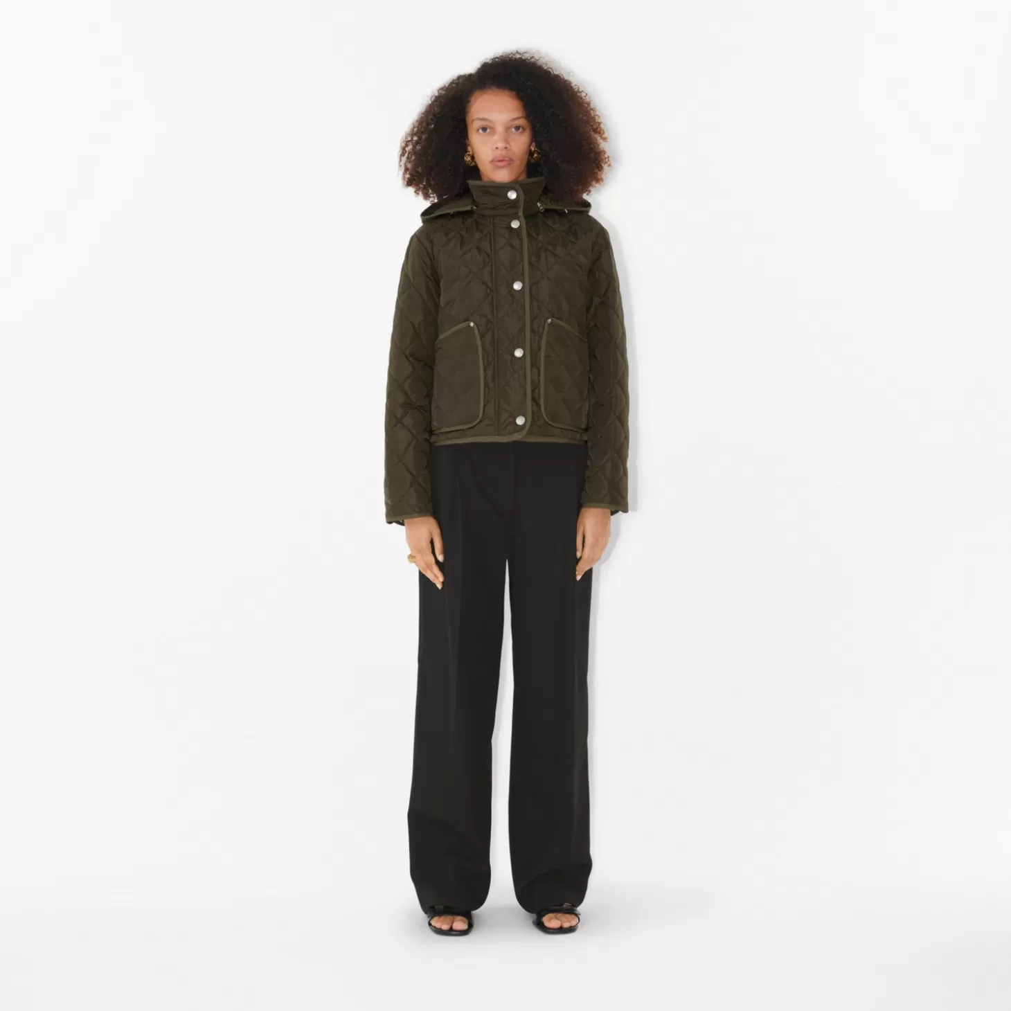 Burberry Cropped Quiltad Nylonjacka*Kvinnor Kaffor och jackor