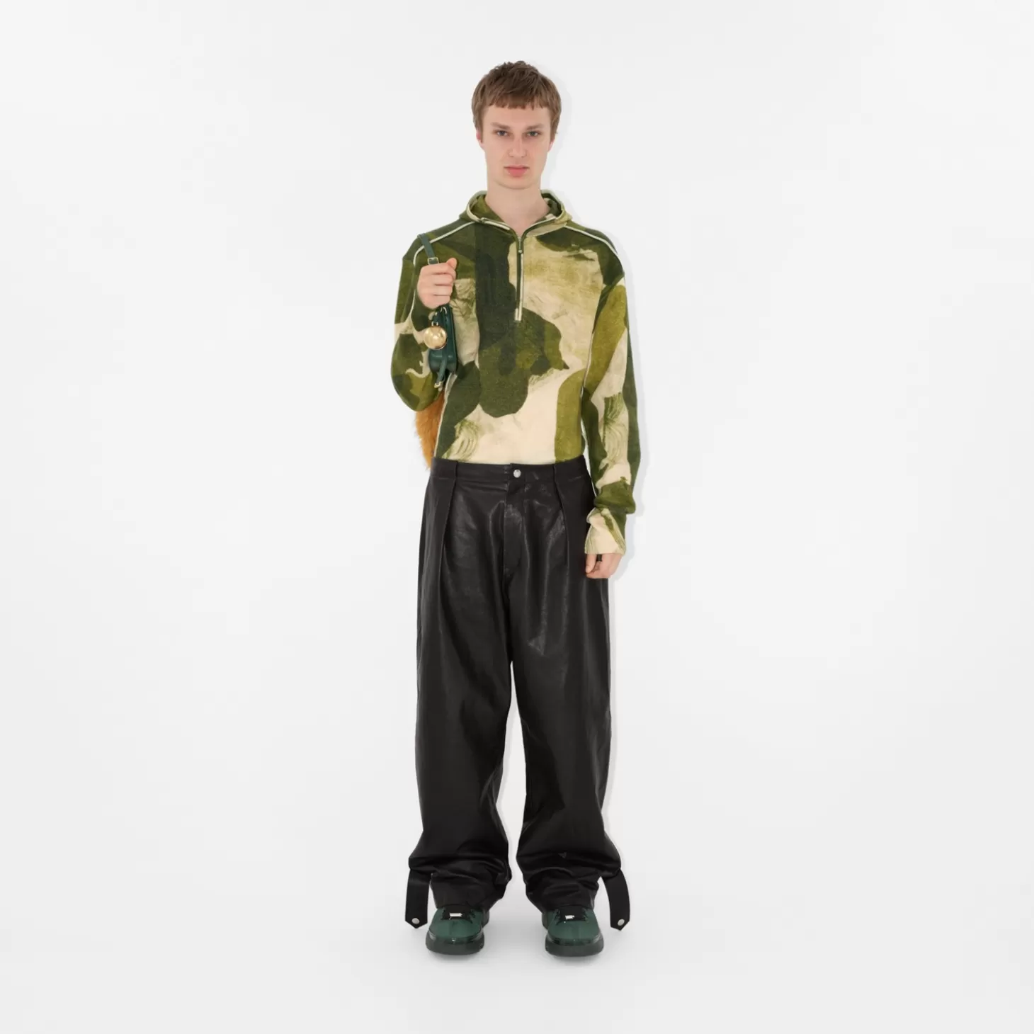 Burberry Hoodie med halv dragkedja med kamouflagetryck*Män Stickat