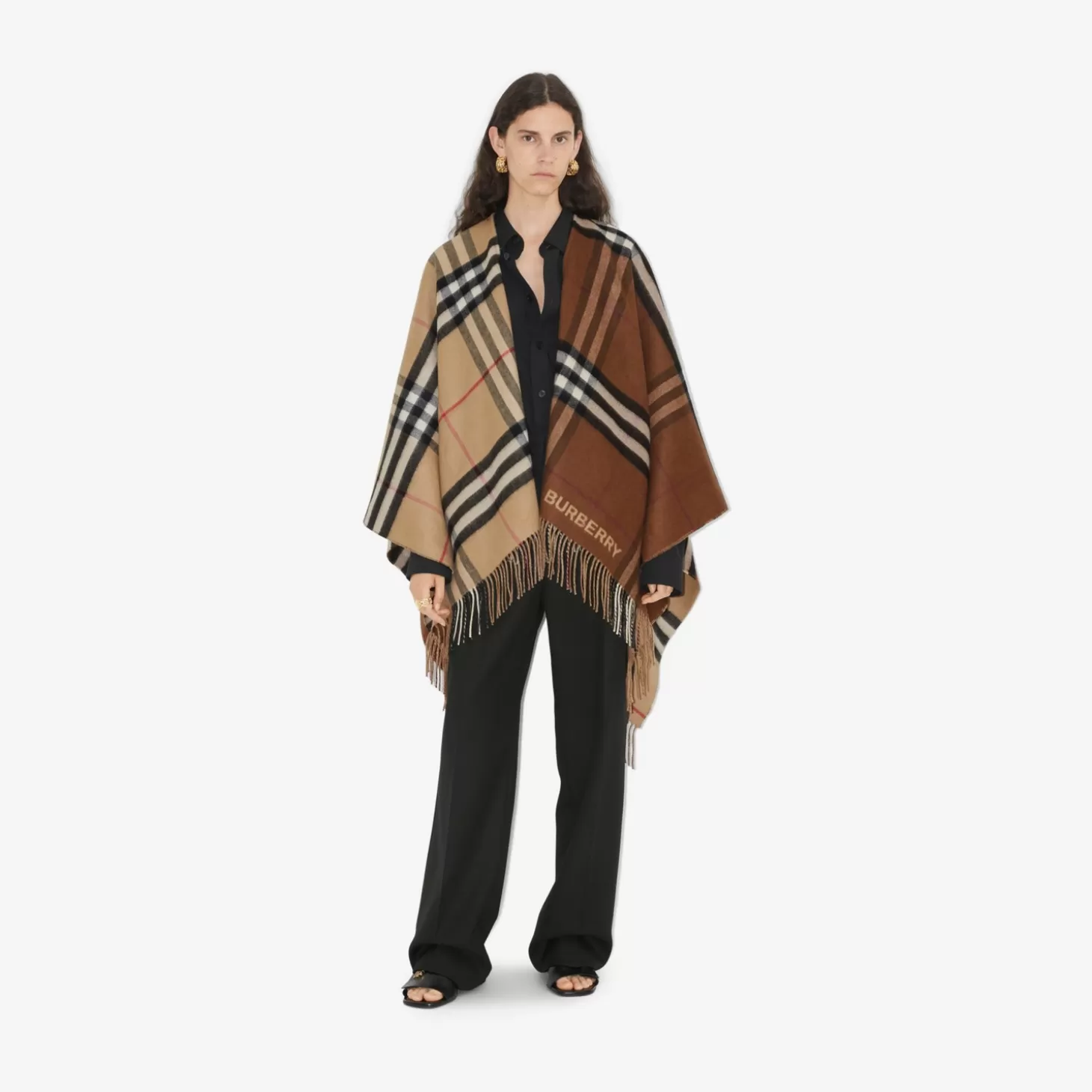 Burberry Kontrastrutig ull Cashmere Cape*Kvinnor Capes | Kaffor och jackor