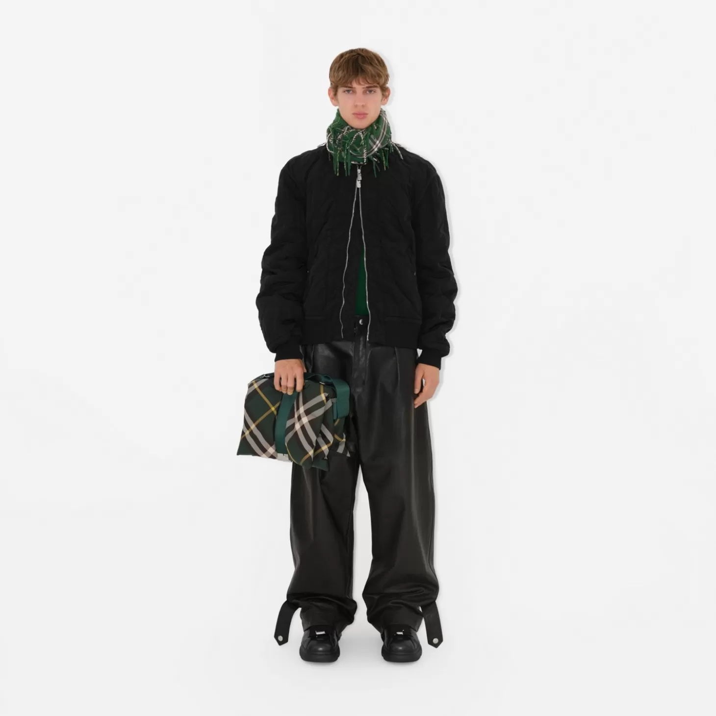 Burberry Quiltad bomberjacka i nylon*Män Kaffor och jackor