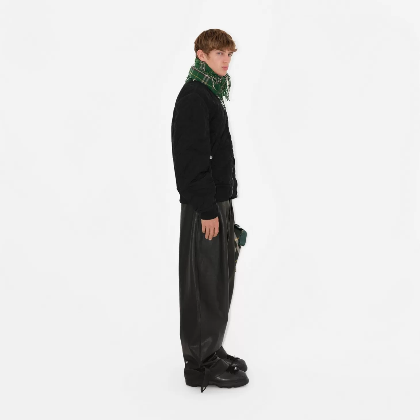 Burberry Quiltad bomberjacka i nylon*Män Kaffor och jackor