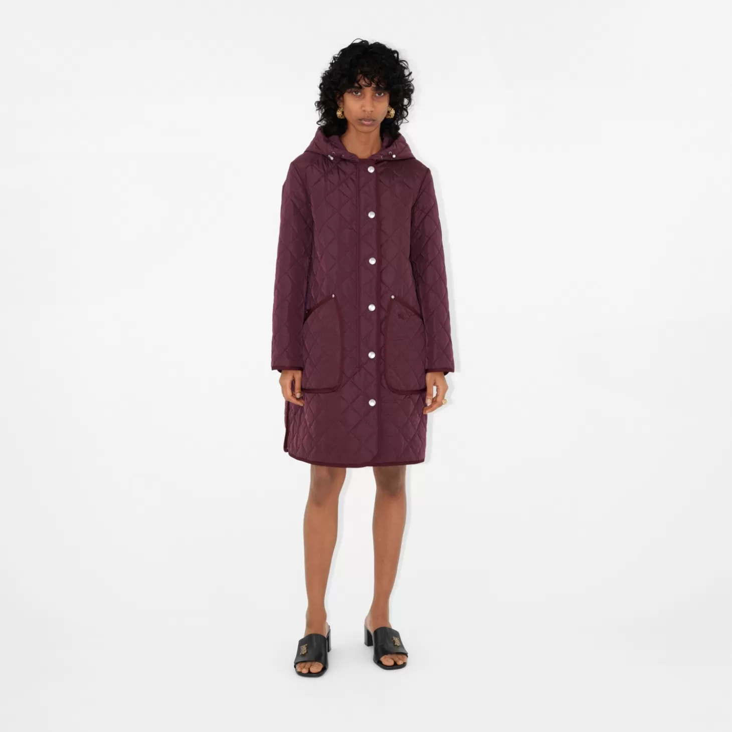 Burberry Quiltad nylonrock*Kvinnor Kaffor och jackor