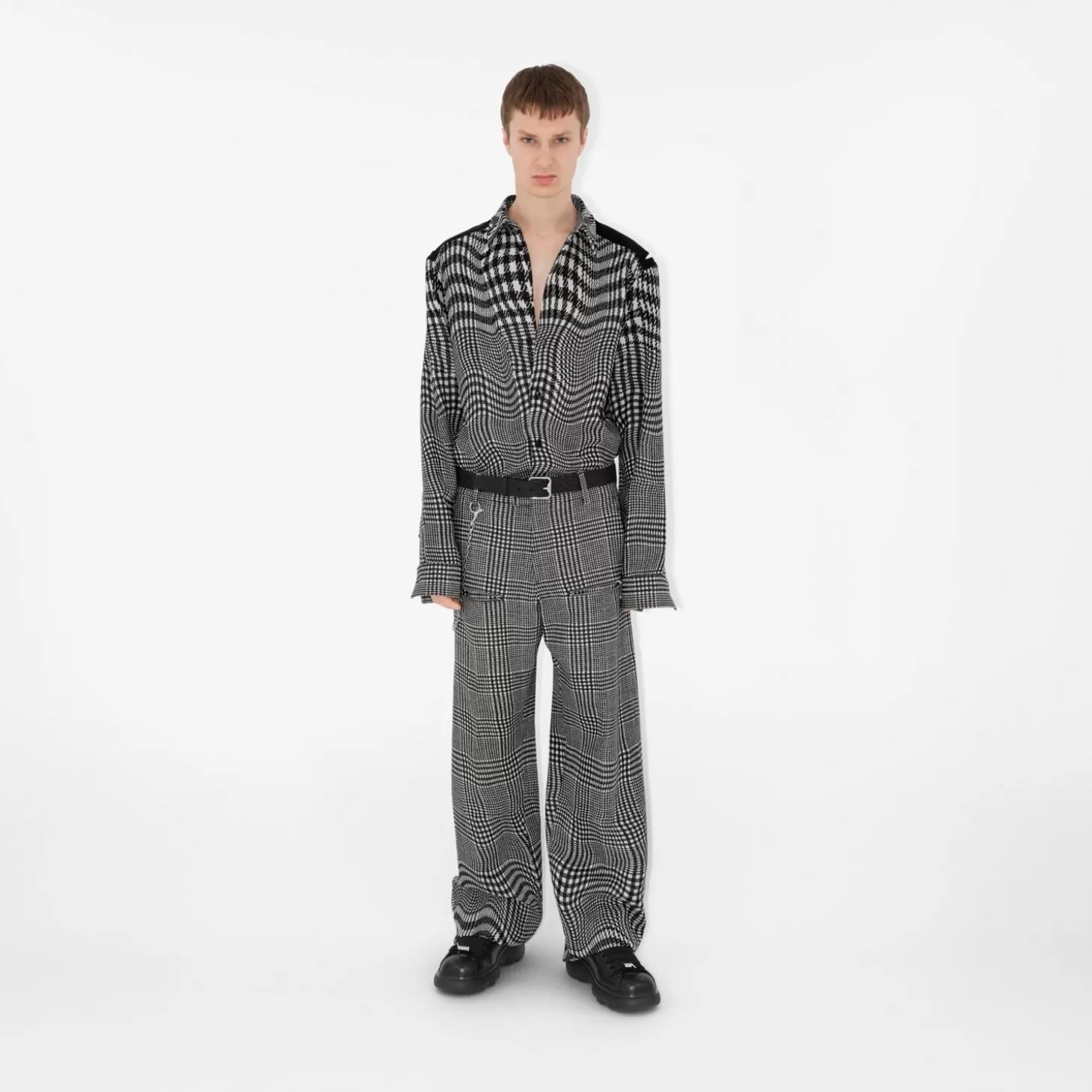 Burberry Skev tröja i ull*Män Skjortor