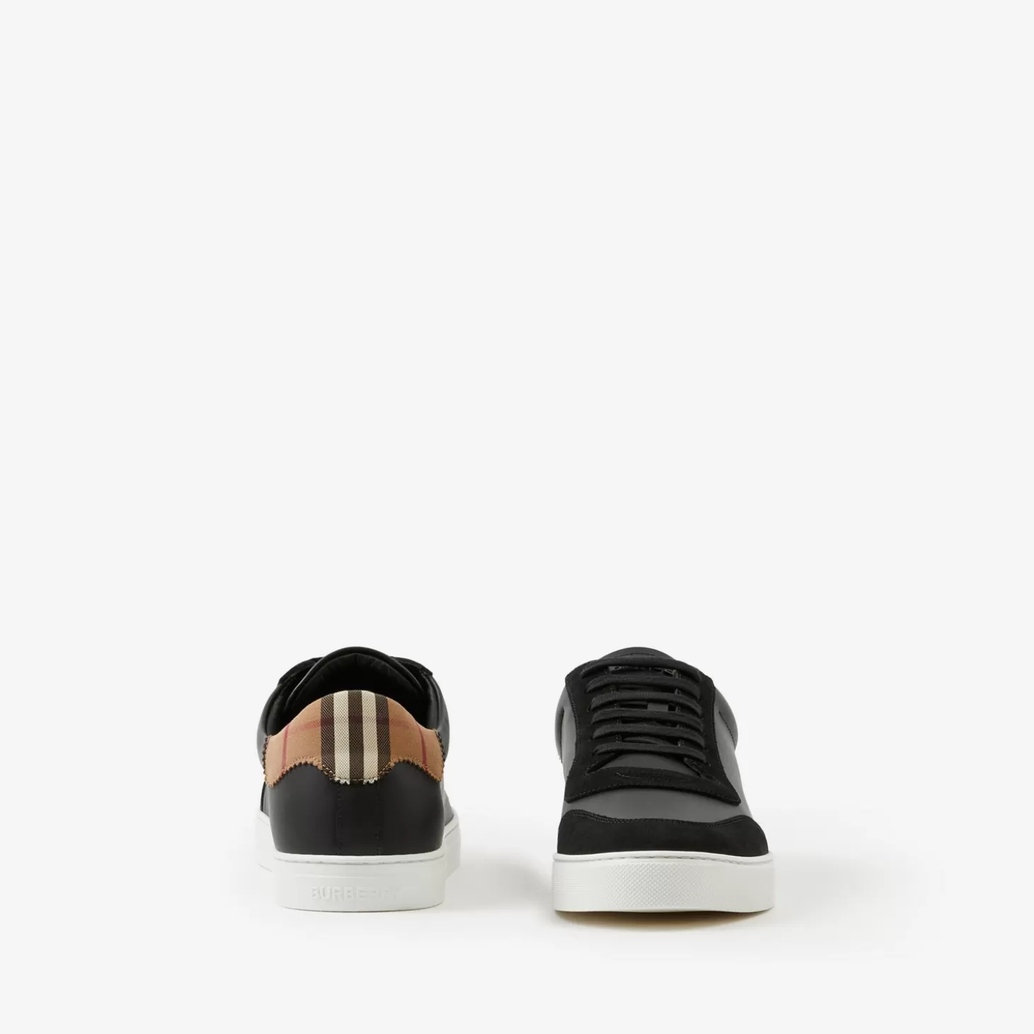 Burberry Sneakers i läder, mocka och vintage rutig bomull*Män Sneakers