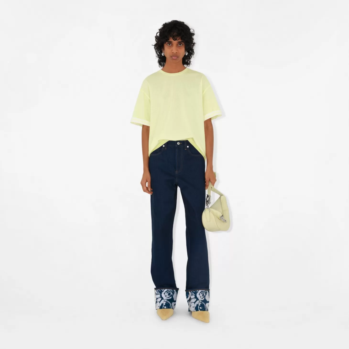 Burberry T-shirt i bomull*Kvinnor T-shirts